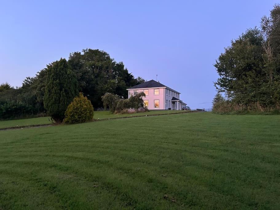 Secluded Studio Apartment Claremorris Exterior photo